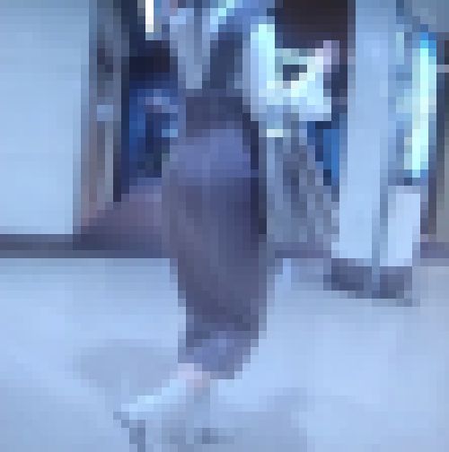 超ハイセンス清楚系美女がエッチで大きなお尻クネらせながら歩いてるよ　サンプル画像3