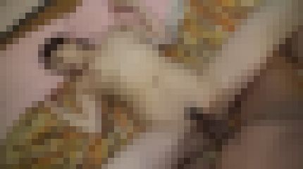 色白美巨乳の29歳OLがフェラで硬くなった肉棒で突かれ快感に喘ぐ　サンプル画像3