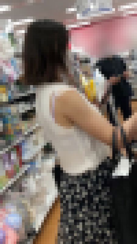 お買い物中の眺め46　サンプル画像2