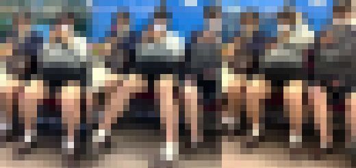 行儀の悪い肉感ミニスカ脚　サンプル画像3