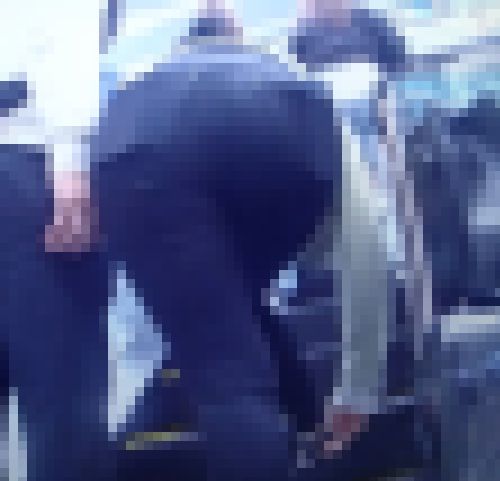 超美桃尻の激エロスタイル抜群美女がスキニーデニム履いて歩く姿に大興奮　サンプル画像2
