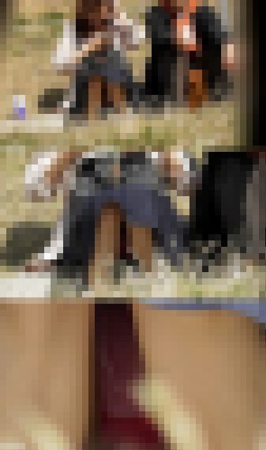 お散歩パンチラ風景【230501】　サンプル画像1