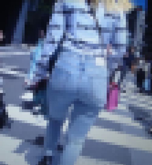 超激エロ美爆尻クビレスタイル抜群の美人女子大生ギャルがスキニーデニム履いて歩いてるよ　サンプル画像1