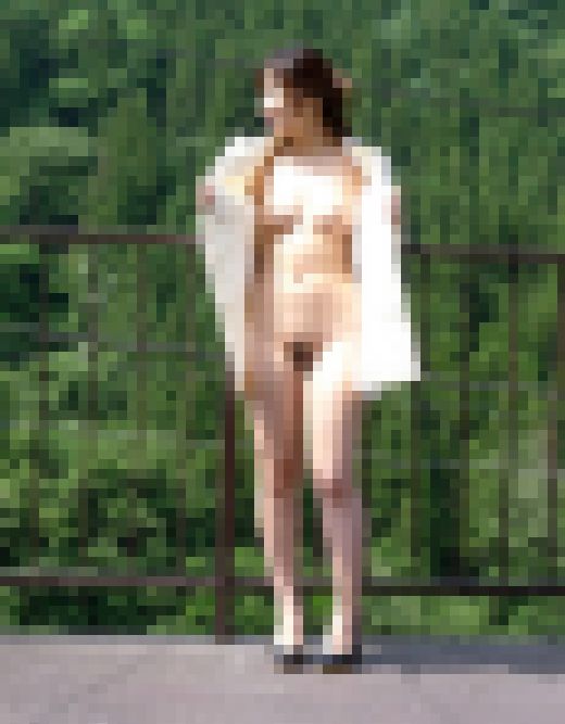 ◆素人投稿動画 フルハイビジョン(FHD)高画質 『前半40分』 千葉県の美形OLさんはどこでも裸になっちゃう見せたがりの露出女 サンプル画像2