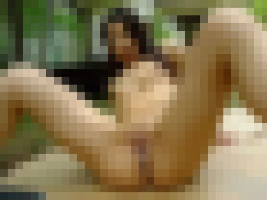 ◆素人投稿動画 フルハイビジョン(FHD)高画質 『中盤40分』 妊娠するかしないかは時の運、いつでも中出しさせてくれるパイパン　サンプル画像1