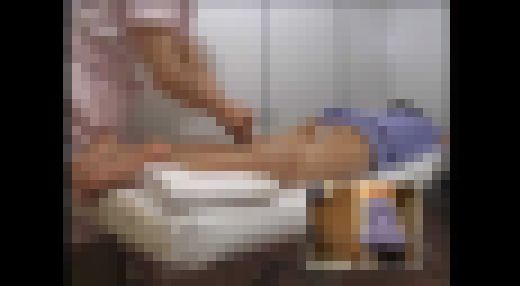 実録投稿マニア　卑猥エステシャン実録隠し撮り　Vol.1　Part 1　サンプル画像1