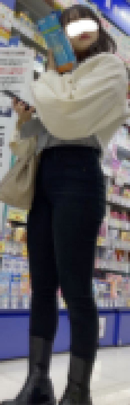 101 黒スキニーのエロすぎる美女大学生　サンプル画像2