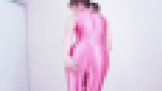 ピンクのタイツをスリスリ　サンプル画像2