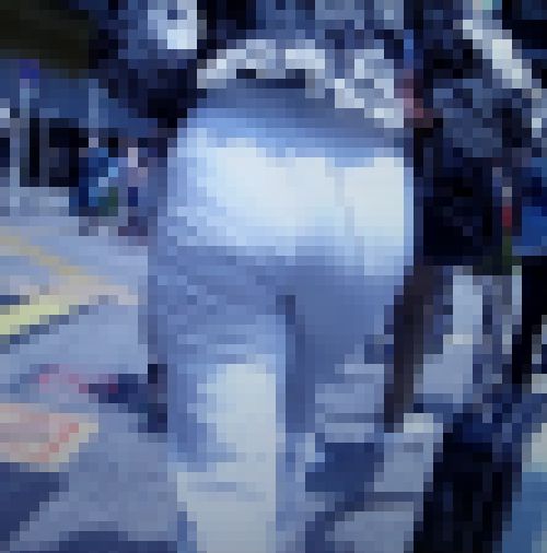 清楚系の美人お姉さんがピタピタデニム履いて超スーパー美爆尻モッコリ密着させて歩いてるよ　サンプル画像2