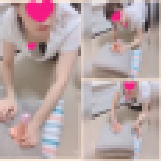 【調教／自撮り】ノーブラ胸チラを見せながらディルドでフェラの練習（mp4）　サンプル画像1