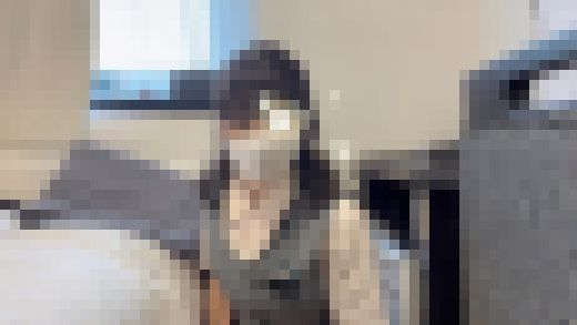 【禁断】ホテルスタッフのお姉さんのパンチラ盗撮26　サンプル画像2