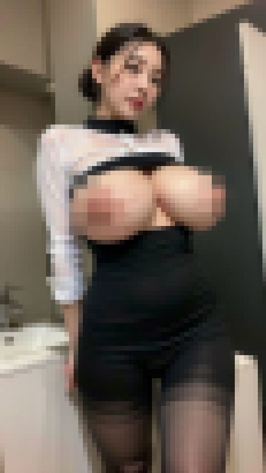 【30代】爆乳人妻の誘惑!ムチムチCA制服試着で上昇気流へ サンプル画像1