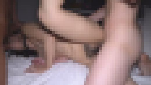 （個人撮影）真面目そうなのにセフレ6人持ち、SEX大好きド素人大学生のりんちゃんがおじさん達とラ●コーSEX（後編）　サンプル画像2