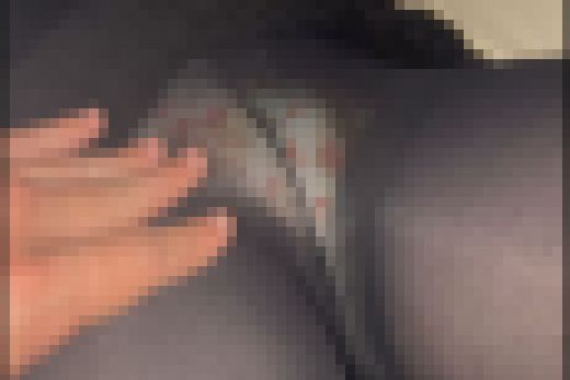 ㊙映像　悪戯されるコンカフェ嬢＆着替え①　サンプル画像1