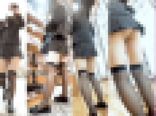 【17分2種めくり】黒タイツOLを後日リベンジしたら真っ白な太ももを露出 サンプル画像2