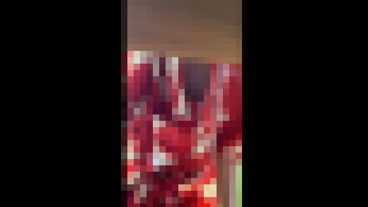 温泉施設での胸チラ、脱衣所04　サンプル画像2