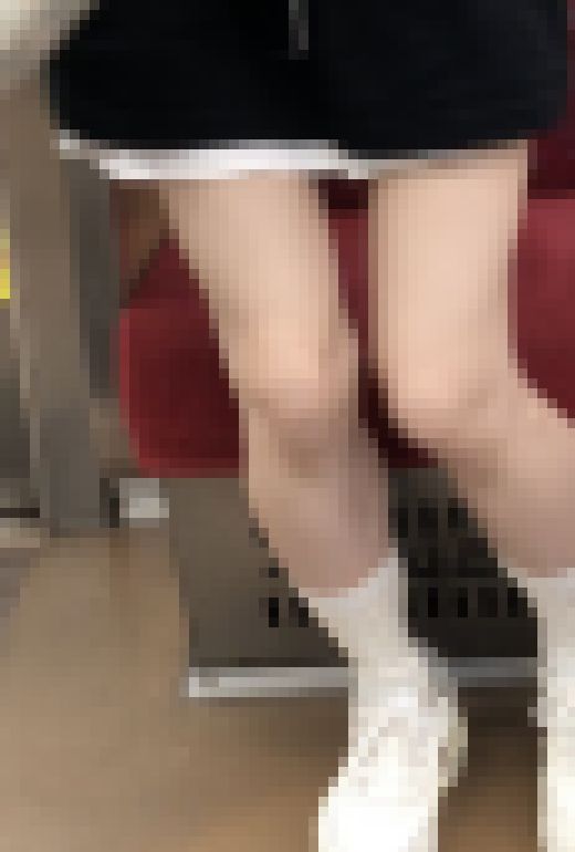 超美脚エロミニスカ美女　サンプル画像3
