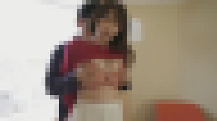 旦那さんのエッチに満足できない26歳人妻が他人棒の快感に喘ぎ何度も絶頂 サンプル画像1
