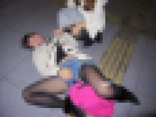 [905t] 街撮り　　サンプル画像3