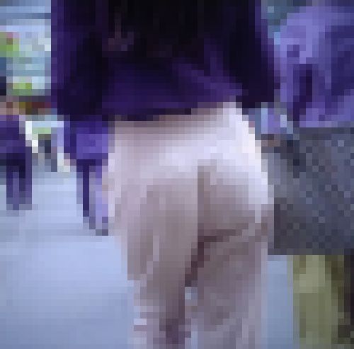 超ハイスペック美人お姉さんがピタパン食い込みまくらせて歩く姿がエロ過ぎる　サンプル画像1