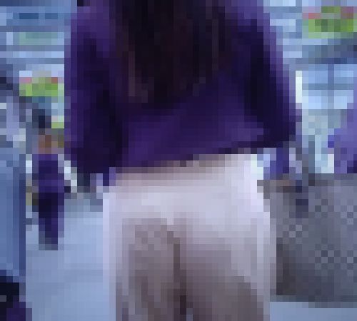 超ハイスペック美人お姉さんがピタパン食い込みまくらせて歩く姿がエロ過ぎる　サンプル画像2