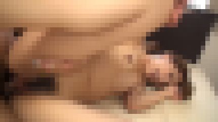 スレンダー美乳の21歳エステティシャンが膣奥を突かれアソコはベトベト　サンプル画像3