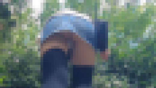 Yuzuha☆ミニスカ散歩☆Lローアングル追跡+真下&開脚撮り サンプル画像3