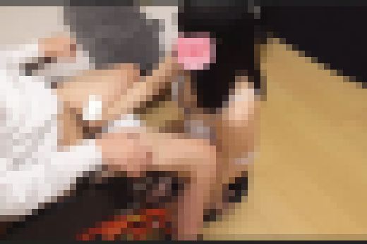 元アイドルと下着電マカラオケ対手コキカラオケで勝負してみた。 サンプル画像3