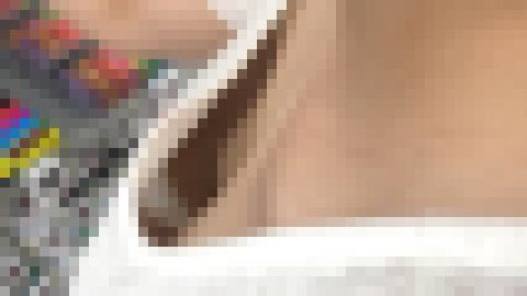 胸チラ14■立ち姿で隙間ができるOLさん サンプル画像2