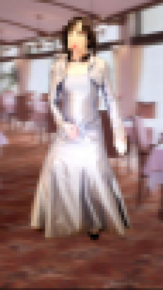 【女装】総シルク正礼装のマダムドレス女装で　サンプル画像1