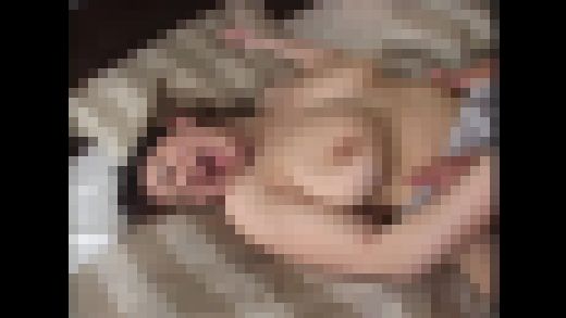 奥さんがねっとりオマ○コでボクに顔面騎乗！　サンプル画像2