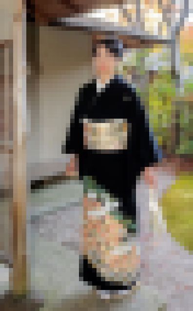 【女装】黒留袖で娘の結婚式の母親に成りきり密かにオナニー　サンプル画像2