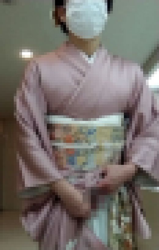 【女装】色留袖女装で結婚披露宴の伯母に成りきり立ちオナニー サンプル画像3