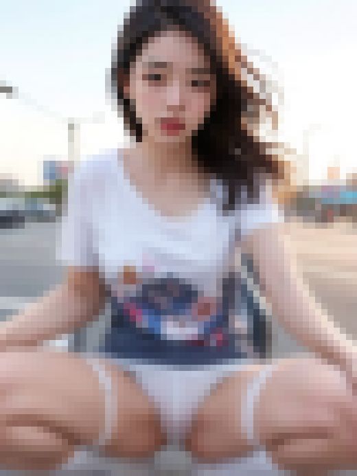 ★Vol4透けパン食い込み濡れパンM字ガールズ　サンプル画像1