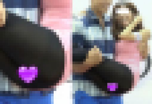 いきなりブリッジする巨乳!パンチラも サンプル画像2