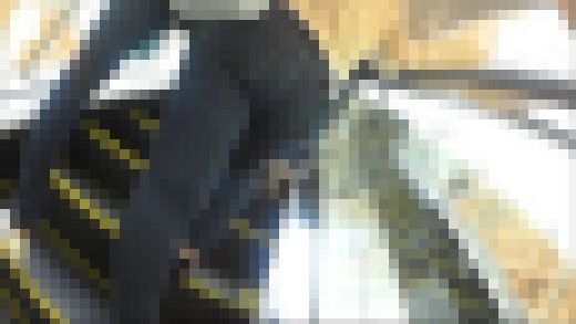 むっちむちデニムエスカレーター上がる サンプル画像1