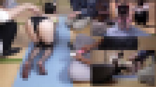 足裏以外は割と大丈夫なのに足裏くすぐりになっちゃうと頭パッカーンになっちゃう女子さん（完全オリジナル）　サンプル画像2