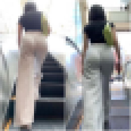 「まん丸感が凄すぎ！エッロいスウェットパンツ姿モデル達(2名)」　サンプル画像3