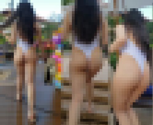高画質 海水浴場のとんでもないハイレグ12!食い込みデカ尻 サンプル画像2
