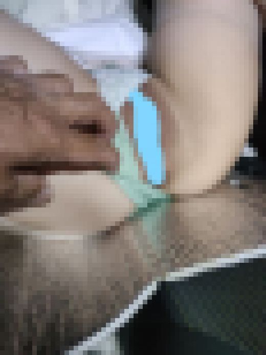 街のＯＬさんのアナルが見たいパート3　２４才ＯＬさんベージュストッキングビリビリから洗ってないアナル開帳、パンツ脱ぎまで(^^)　サンプル画像1