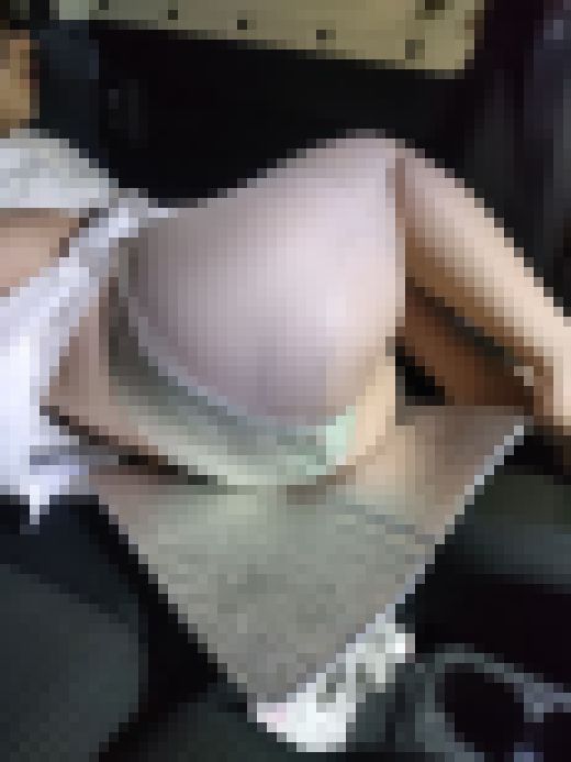 街のＯＬさんのアナルが見たいパート3　２４才ＯＬさんベージュストッキングビリビリから洗ってないアナル開帳、パンツ脱ぎまで(^^)　サンプル画像2