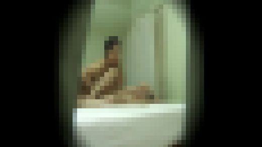 「オバちゃん興奮させてどうするの?」とパンティ濡らす働く熟女!File.2 サンプル画像2