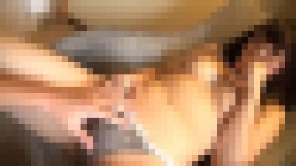 Fカップの18歳女子大生が若い体を激しく突かれ経験したことない快感に乱れる　サンプル画像1
