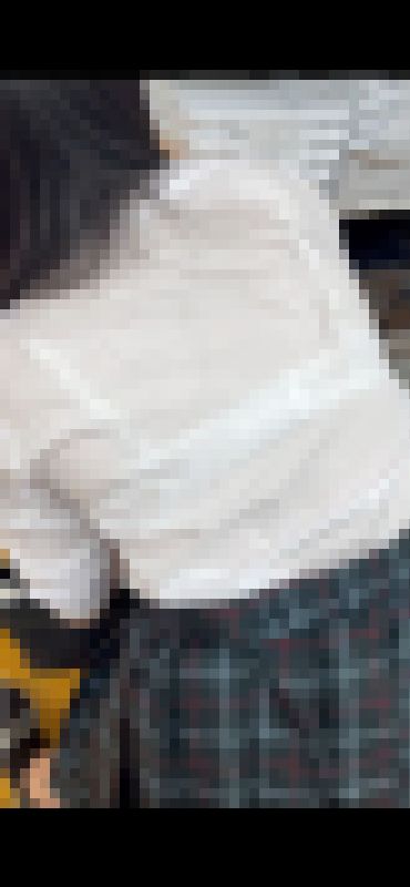 vol.57 (衝撃マンポロ、ぱくぱくくぱぁアリ)清楚激カワKちゃんの乳チラからのゆるんだ紐パン逆さ撮り サンプル画像2