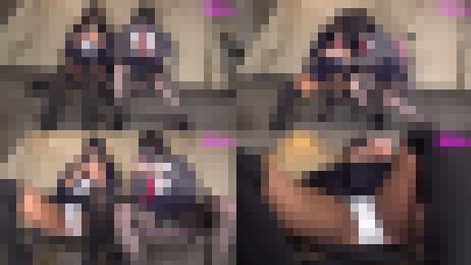 ニーソと黒タイツ制服女子2人が雑談しながら無防備パンチラ!(3)M字開脚状態でパンツ丸見え、超接写パンツ逆さ撮り サンプル画像1