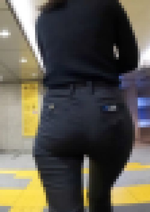 陸上競技で鍛えたハート型ヒップ　サンプル画像1