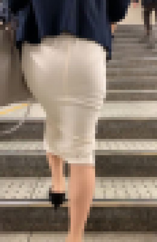 【再販】【OLシリーズ】	ムッチリとしたマダム。ムニムニ揺れるお尻が特徴的です【11】　サンプル画像1