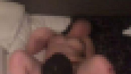 19歳モデル並みのスタイル！ふわふわ爆乳美人処女とイチャラブ＆69　サンプル画像3