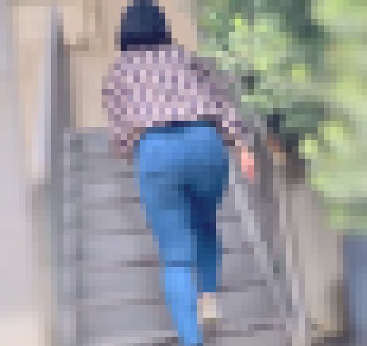 長身美ボディ女のエロ巨尻!自慢のデカ尻をパッツン+苦しそうにムニュらせて男を誘惑! 下品なスキニーデニム お姉さん編 サンプル画像2