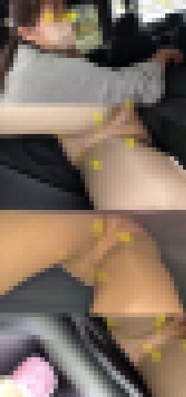 会社の同僚、社用車片付け中にパンチラ撮影！ NO. 15　サンプル画像2
